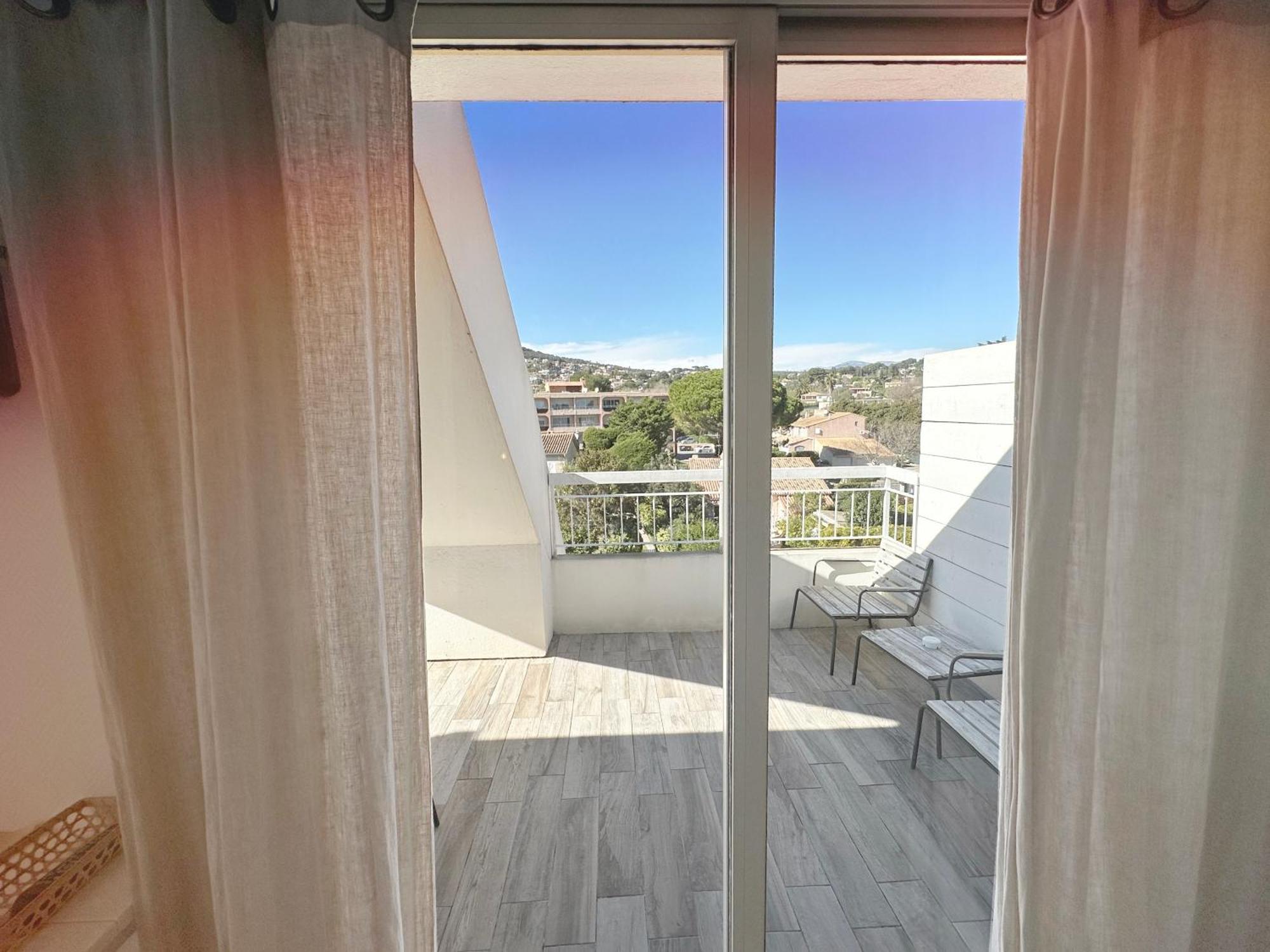Blanc Sable Hôtel Golfe-Juan Quarto foto